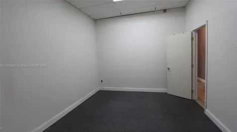 1620 NE 148 Street North Miami FL 33181