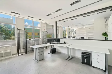 1451 Ocean Drive Miami Beach FL 33139