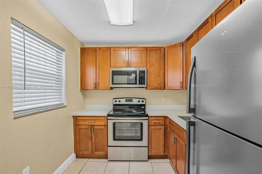 15600 NW 7th Avenue Miami FL 33169