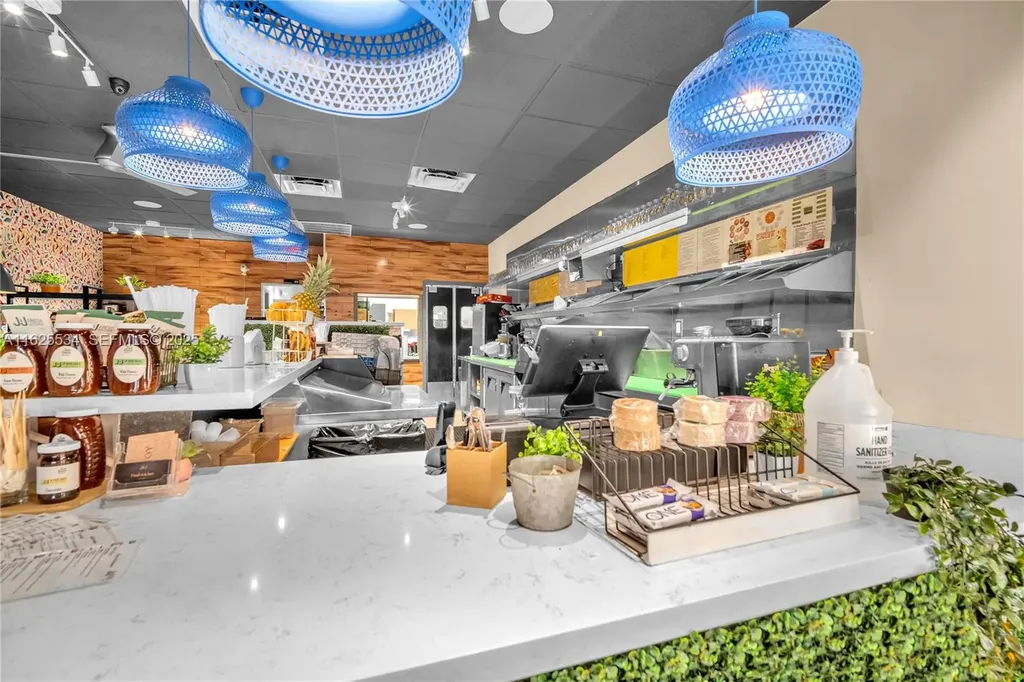 21316 Saint Andrews Blvd ( Restaurant For Sale ) Boca Raton FL 33432