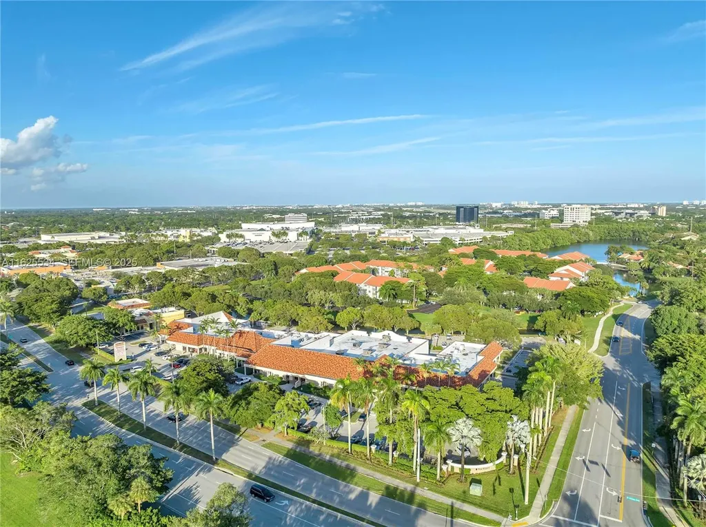 21316 Saint Andrews Blvd ( Restaurant For Sale ) Boca Raton FL 33432