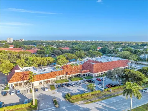 21316 Saint Andrews Boulevard ( Restaurant For Sale ) Boca Raton FL 33432