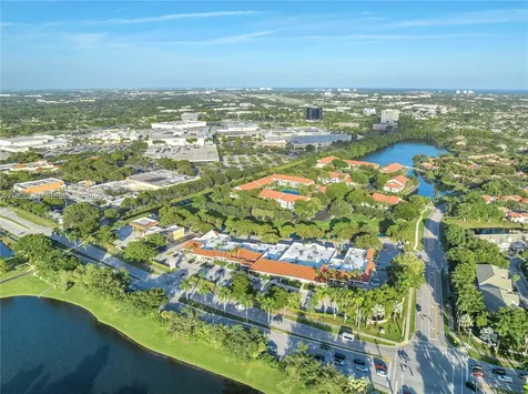 21316 Saint Andrews Boulevard ( Restaurant For Sale ) Boca Raton FL 33432
