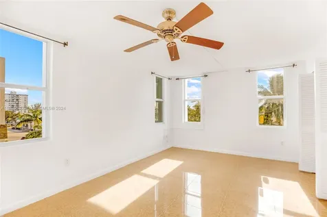 7133 Bay Drive Miami Beach FL 33141