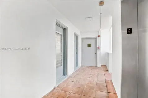 7133 Bay Drive Miami Beach FL 33141