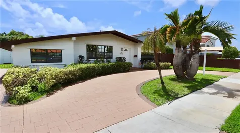 21221 NE 25th Court Miami FL 33180