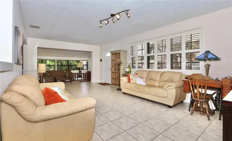 21221 NE 25th Court Miami FL 33180