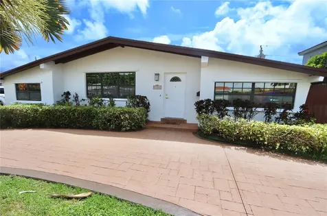 21221 NE 25th Court Miami FL 33180