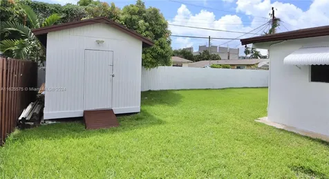 21221 NE 25th Court Miami FL 33180
