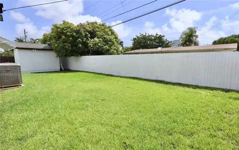 21221 NE 25th Court Miami FL 33180