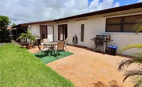21221 NE 25th Court Miami FL 33180