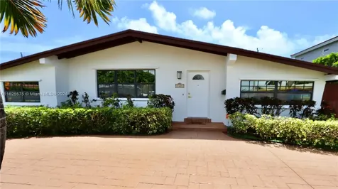 21221 NE 25th Court Miami FL 33180