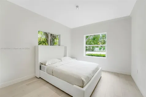 651 NE 75th Street Miami FL 33138
