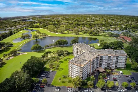 1000 Saint Charles Place Pembroke Pines FL 33026