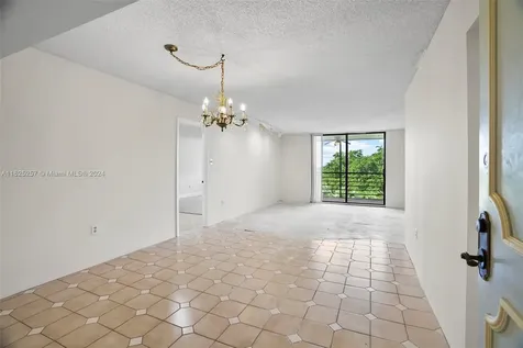 1000 Saint Charles Place Pembroke Pines FL 33026