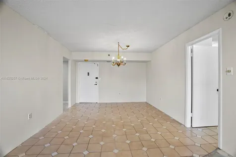 1000 Saint Charles Place Pembroke Pines FL 33026