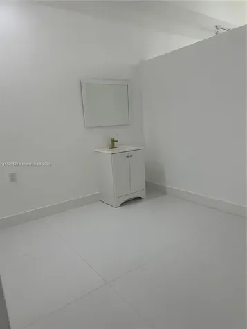 2389 SW 22nd Street Miami FL 33145