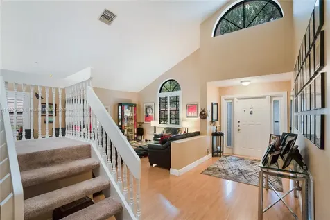 1291 NW 105th Avenue Plantation FL 33322