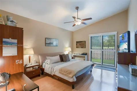 1291 NW 105th Avenue Plantation FL 33322
