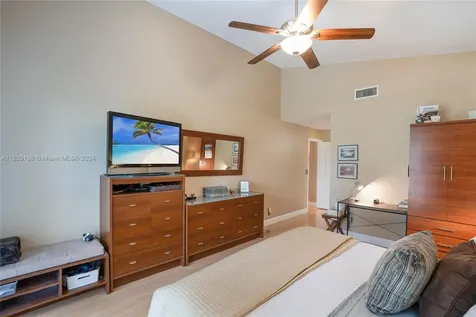 1291 NW 105th Avenue Plantation FL 33322