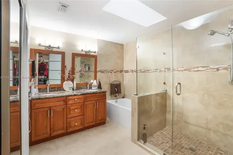 1291 NW 105th Avenue Plantation FL 33322
