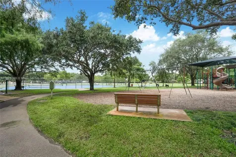 1291 NW 105th Avenue Plantation FL 33322