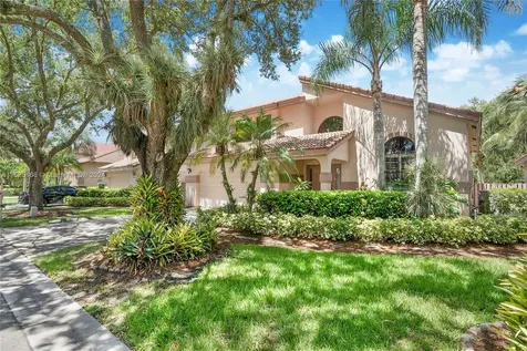 1291 NW 105th Avenue Plantation FL 33322