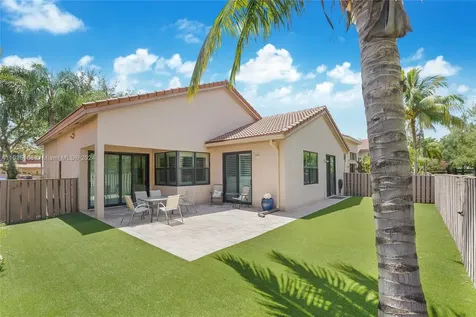 1291 NW 105th Avenue Plantation FL 33322