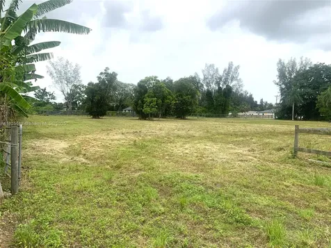 22750 SW 154th Avenue Miami FL 33170