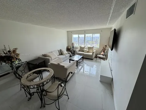 14840 Naranja Lakes Boulevard Homestead FL 33032