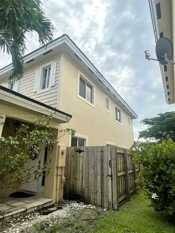 266 SE 31st Terrace Homestead FL 33033