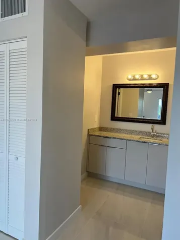 6580 W Flagler Street Miami FL 33144