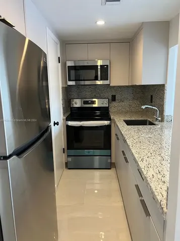 6580 W Flagler Street Miami FL 33144