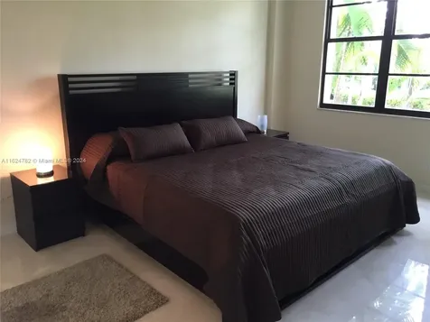 5161 Collins Avenue Miami Beach FL 33140