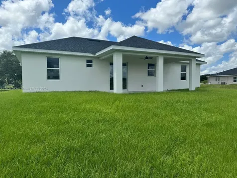 2044 Crawford Avenue N Lehigh Acres FL 33971