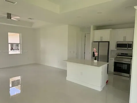 2044 Crawford Avenue N Lehigh Acres FL 33971