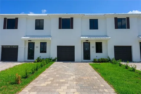 848 SW 1st Street Florida City FL 33034