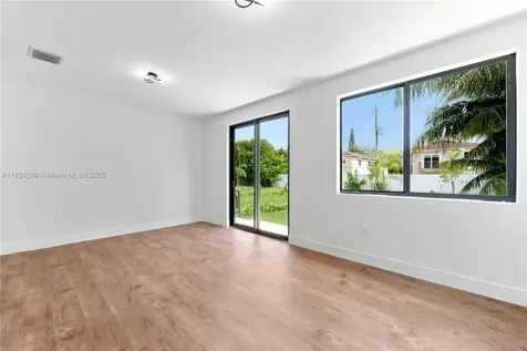 848 SW 1st Street Florida City FL 33034
