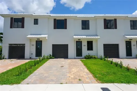 848 SW 1st Street Florida City FL 33034