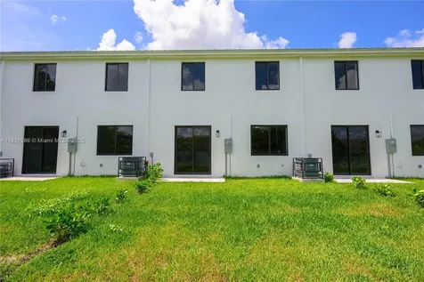 854 SW 1st Street Florida City FL 33034