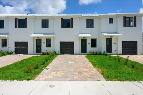 854 SW 1st Street Florida City FL 33034
