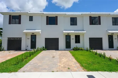 854 SW 1st Street Florida City FL 33034