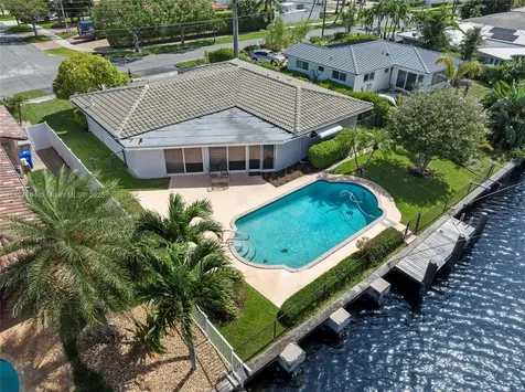 321 SE 4th Street Pompano Beach FL 33060