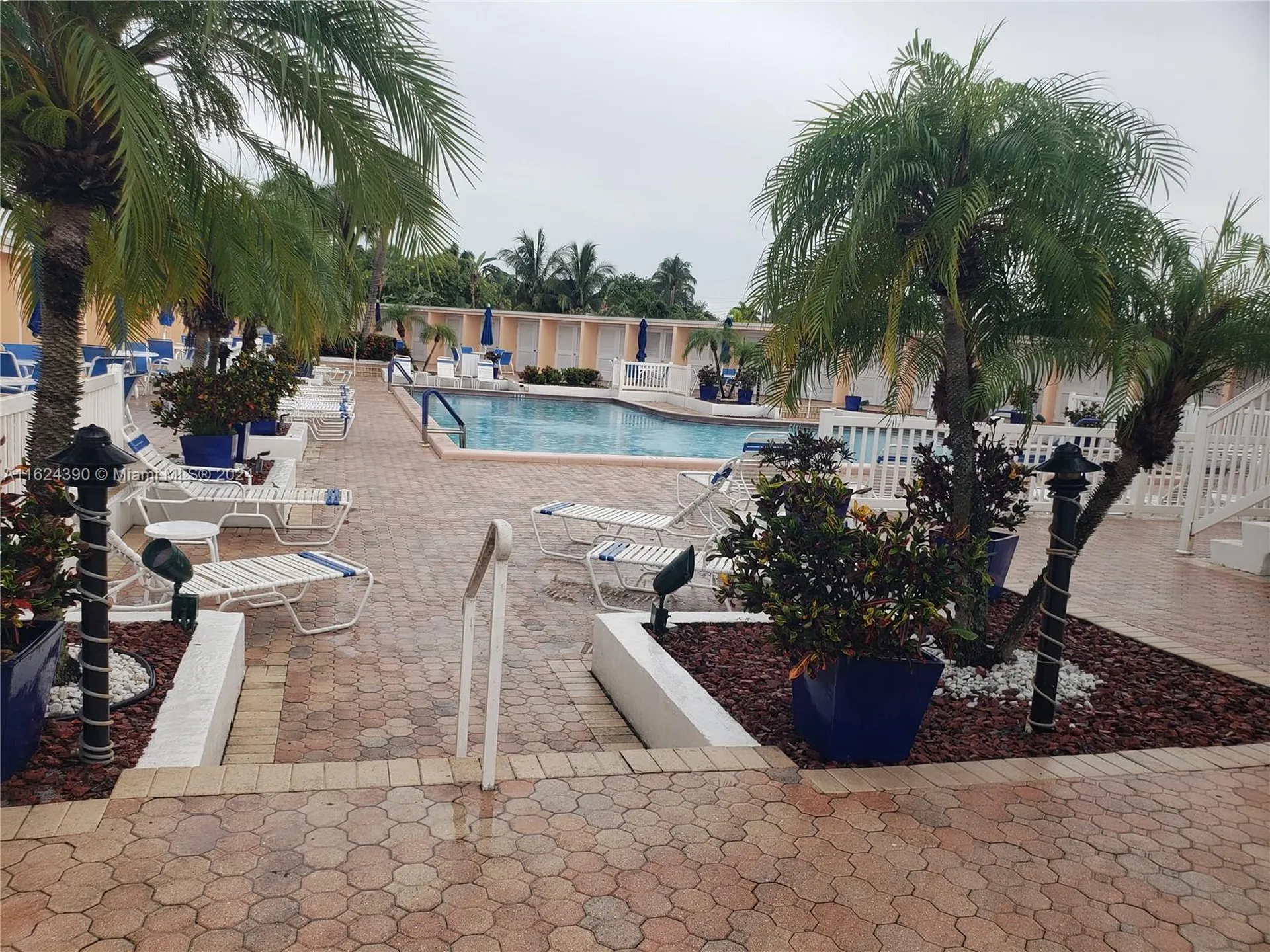 2220 NE 68th Street Fort Lauderdale FL 33308
