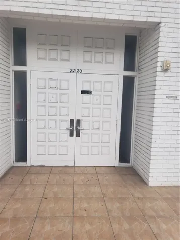 2220 NE 68th Street Fort Lauderdale FL 33308