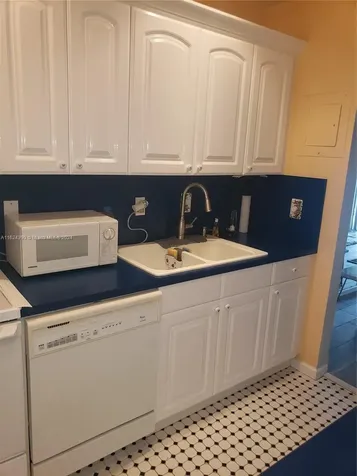 2220 NE 68th Street Fort Lauderdale FL 33308