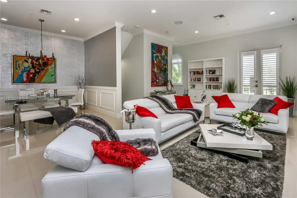 645 NE 9th Avenue Fort Lauderdale FL 33304