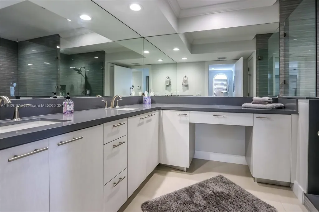 645 NE 9th Avenue Fort Lauderdale FL 33304