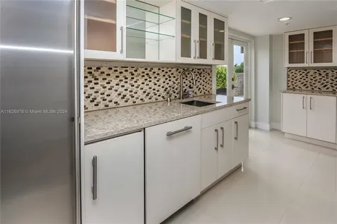 645 NE 9th Avenue Fort Lauderdale FL 33304