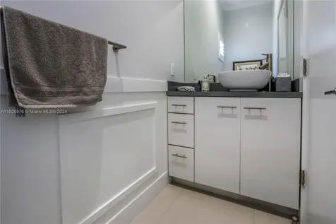 645 NE 9th Avenue Fort Lauderdale FL 33304